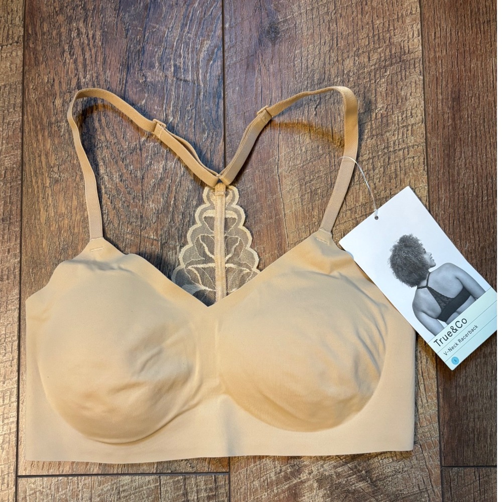 True & Co size Small V-Neck Racerback Bralette Women Beige